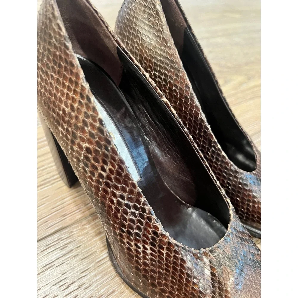 Via Spiga Collezione Bronze Snakeskin Pointed Toe Block Heel Pumps Size 9M Italy